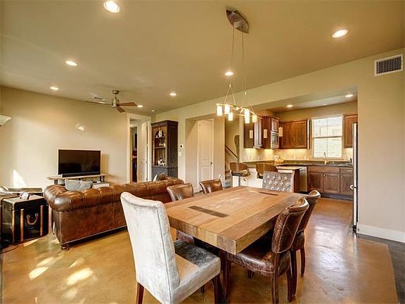 4th image of 1312 Woodland Ave #A