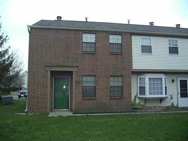 1st image of 959 Cross Country Dr W
