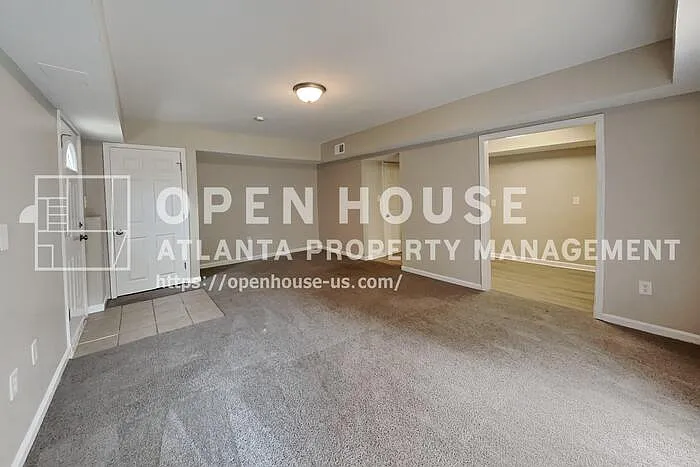 4234 Abington Walk NW — Photo 4