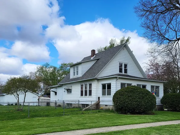 318 N Mason Ave, Amboy, IL 61310
