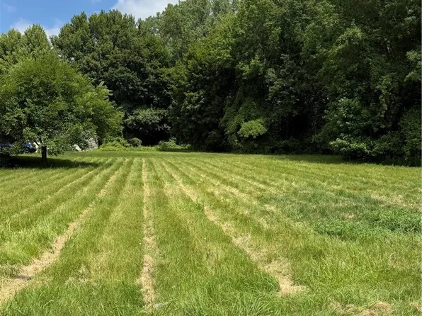Madison Ave, Painesville, OH 44077