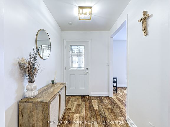 5th image of 2481 Bromsgrove Rd