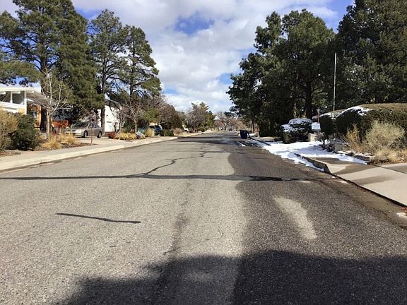 5th image of 3001 San Joaquin Ave SE