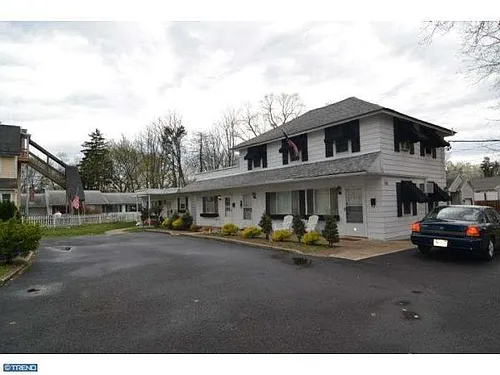 150 N Albertson Ave #F Photo 1 150 N Albertson Ave #F Photo 1