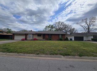 3510 Northview Dr, Joplin, MO 64801