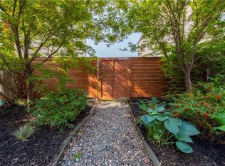 2158 W 6th St, Cleveland, OH 44113