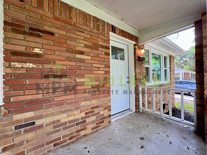 2 bed, 1.0 bath, 725 sqft, $1,150 — Photo 3