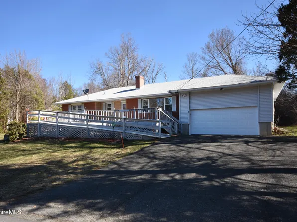 22 Baglee Ave, Lanesboro, MA 01237