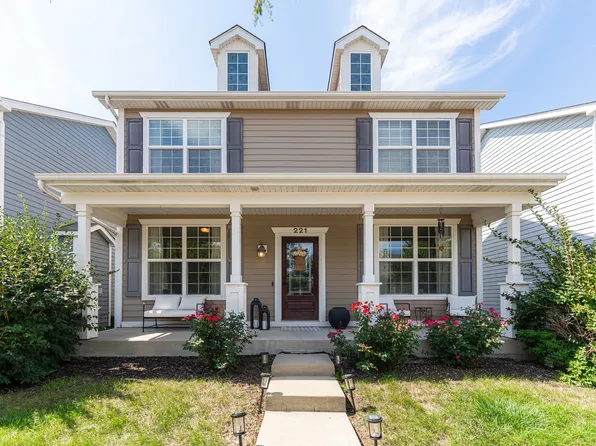 221 S Oak St, Cortland, IL 60112