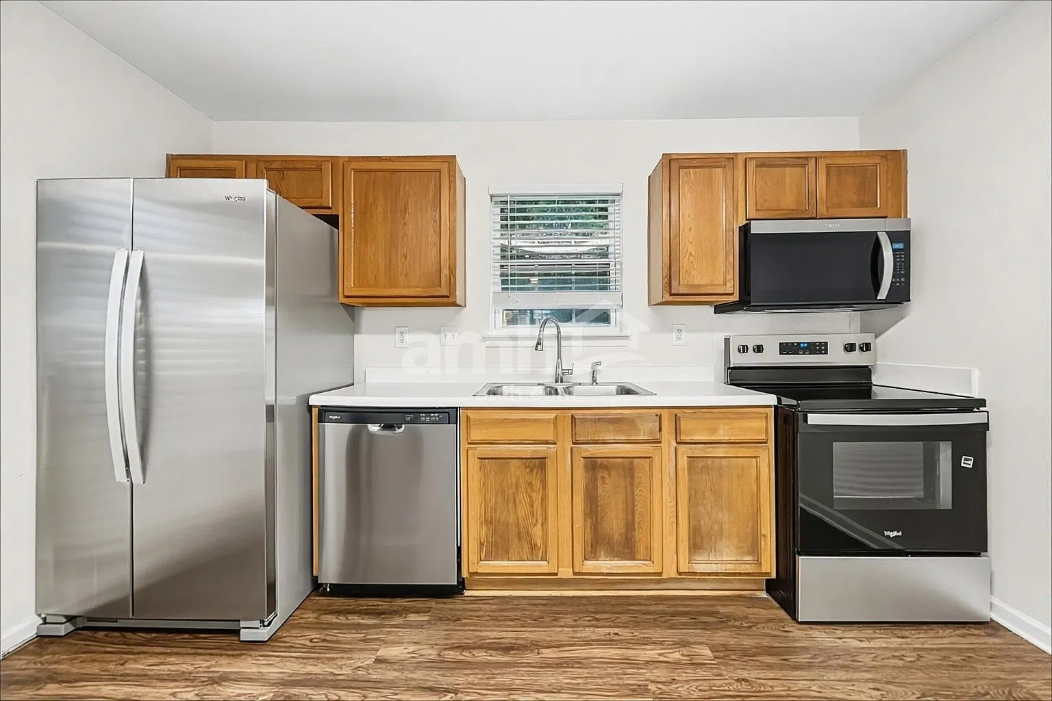 4 bed, 2.0 bath, 1406 sqft, $1,910 — Photo 3