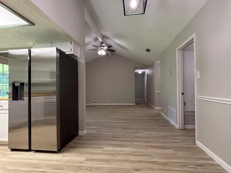 3500 Monument Dr — Photo 10