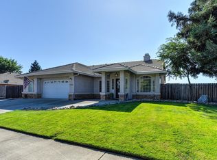 1542 Williamsburg Dr, Yuba City, CA