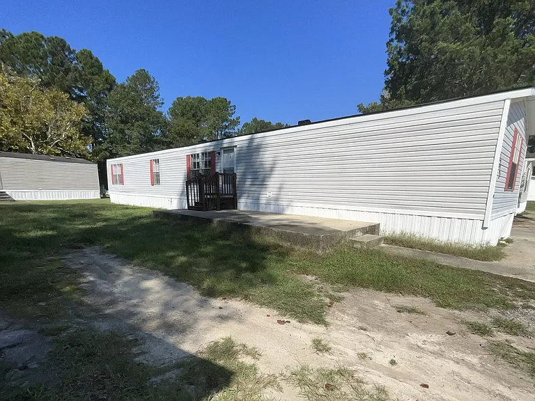Southern Pines — Photo 34
