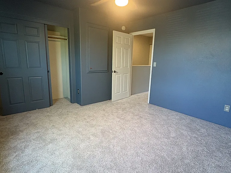450 Midway Rd #15 — Photo 12