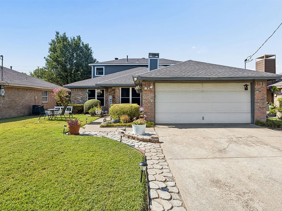1st image of 1316 Cy Blackburn Cir