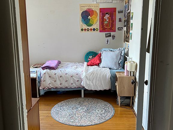 3rd image of 6322 N Magnolia Ave APT 3N