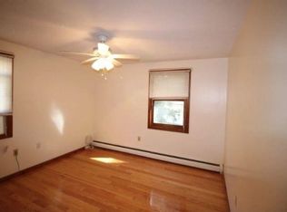 76 Franklin St #1, Derry, NH 03038