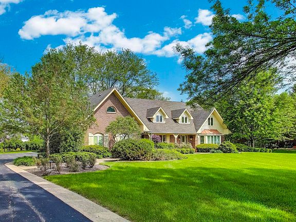 4th image of 21877 Cambridge Dr