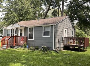 5315 Ash Ave, Raytown, MO 64133