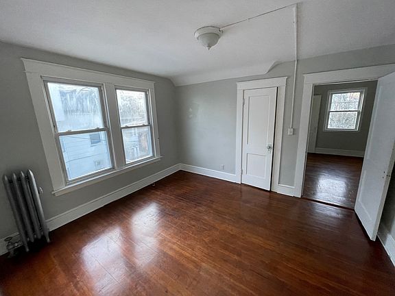 3rd image of 61 Wooding St #3