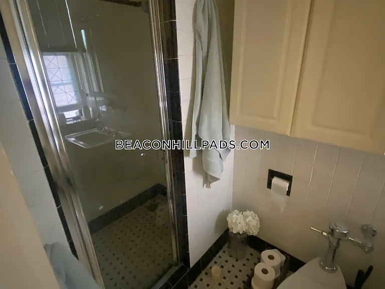 21 Beacon St #10B — Photo 11