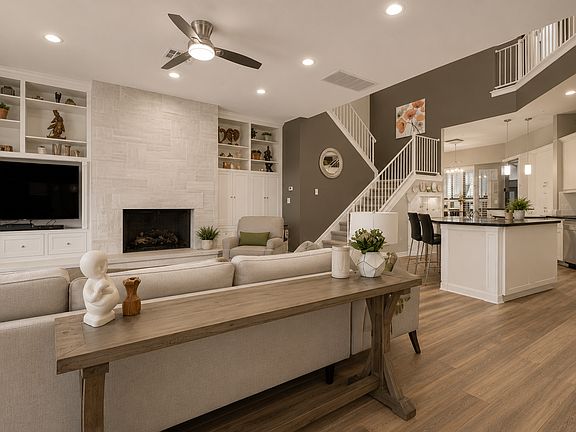 4th image of 1401 Hillmont St #B
