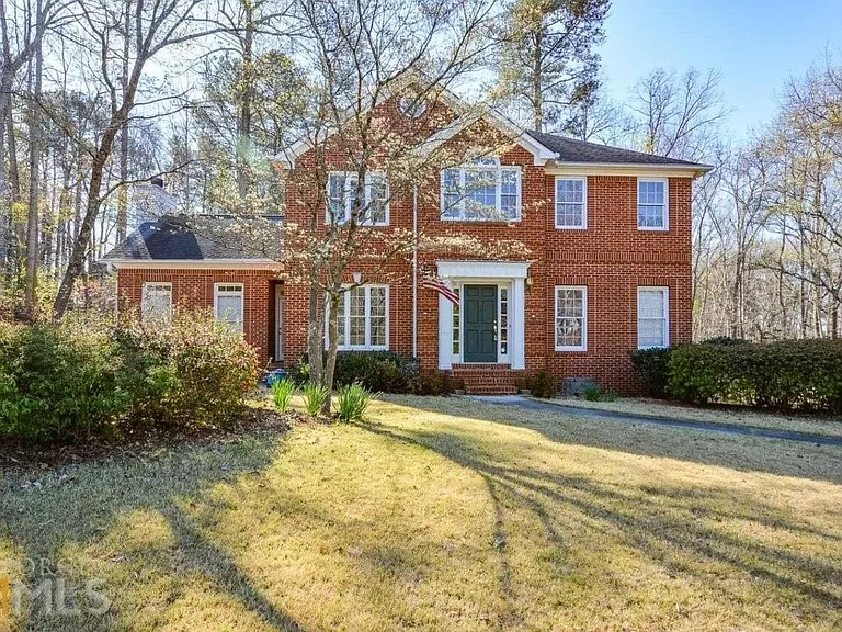 2293 Camden Dr SW — Photo 1