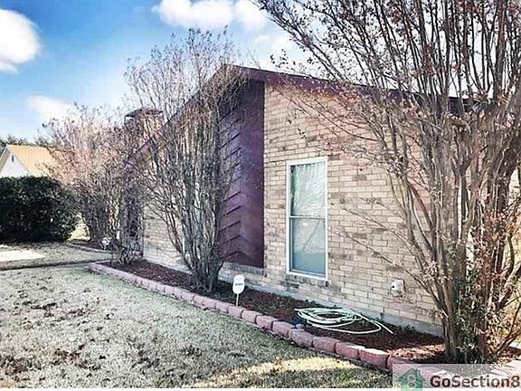 3rd image of 2404 Whitson Way