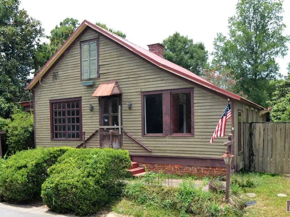 9907 Royal St, Saint Francisville, LA 70775