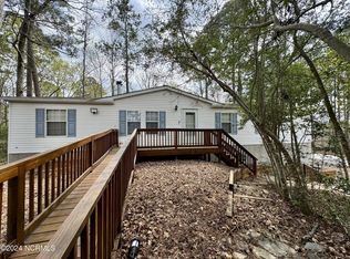 436 Woodland Dr, Swansboro, NC 28584