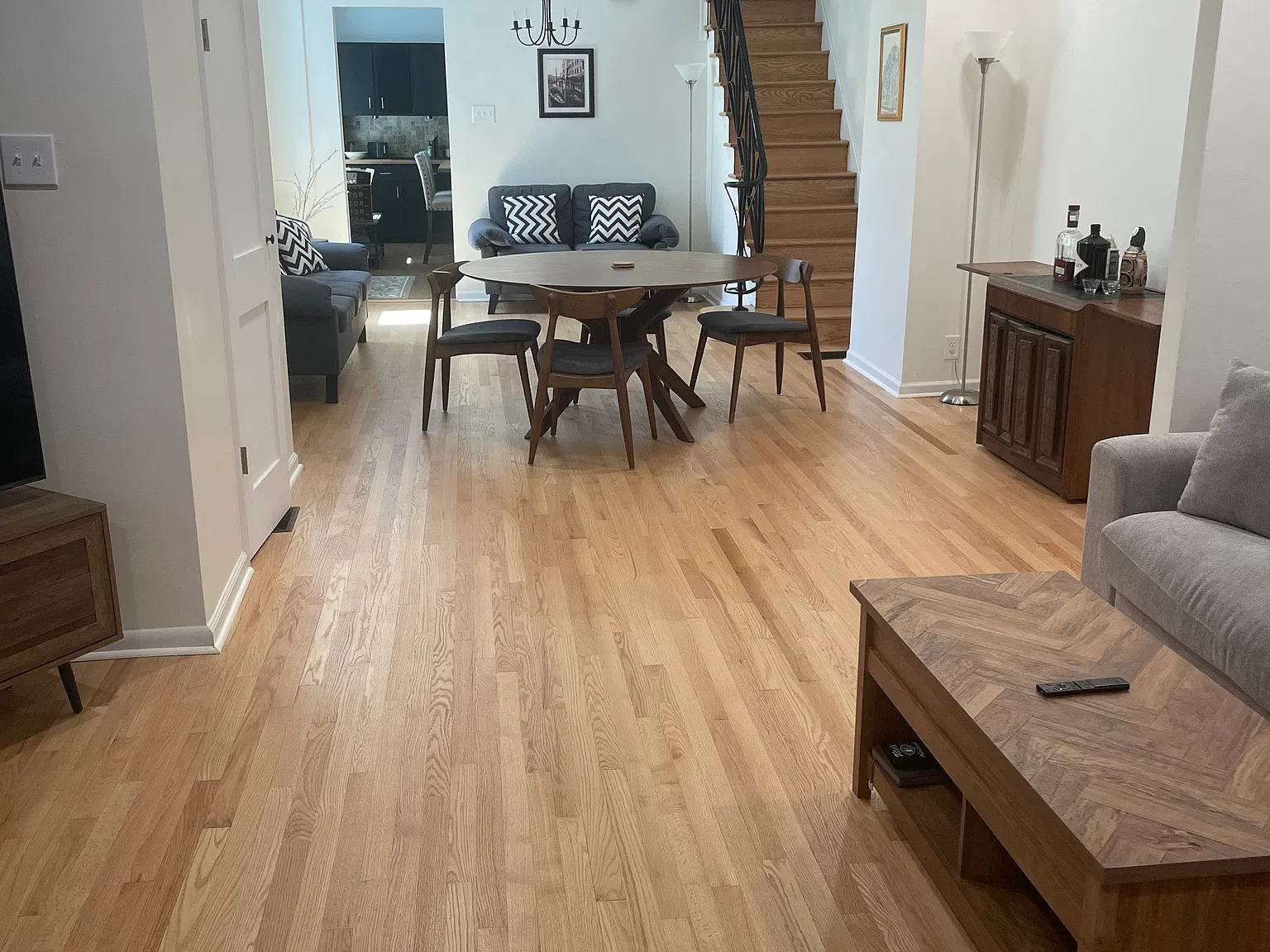3 bed, 1798 sqft, $3,000 — Photo 2