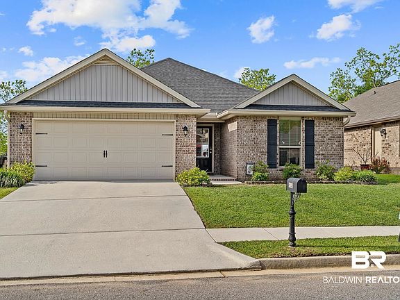 3rd image of 16098 Trace Dr