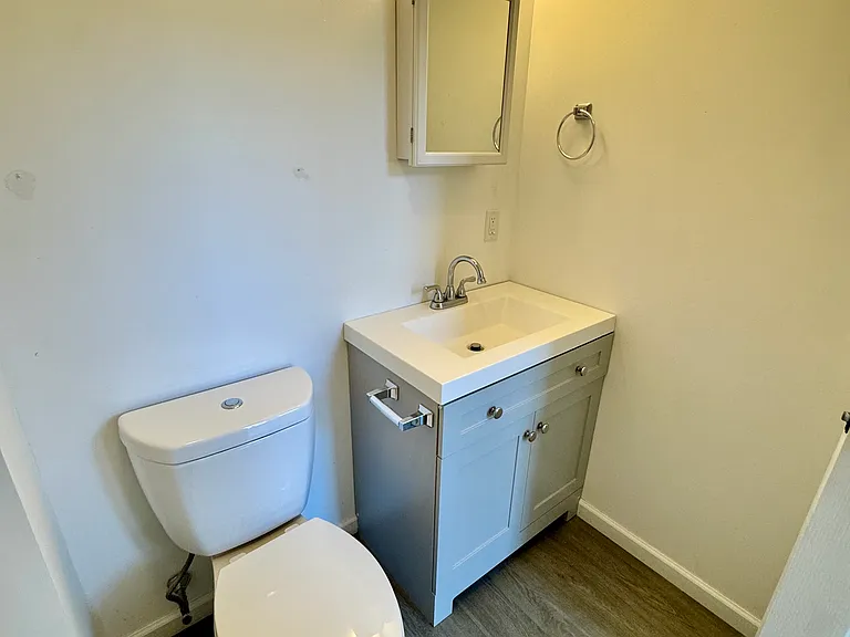 235 East St #8 — Photo 4