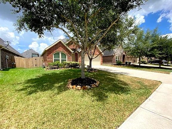 2nd image of 2714 Driftwood Bend Dr