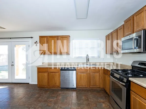 11281 E Wallflower Ln, Florence, AZ 85132