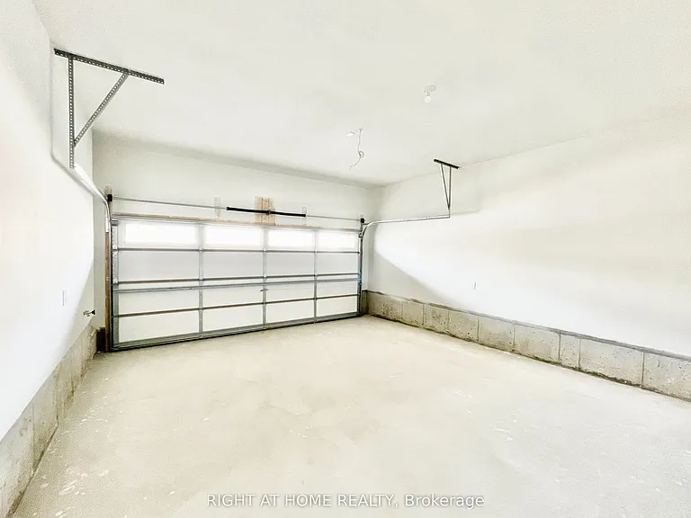 66 Gemini Dr — Photo 15