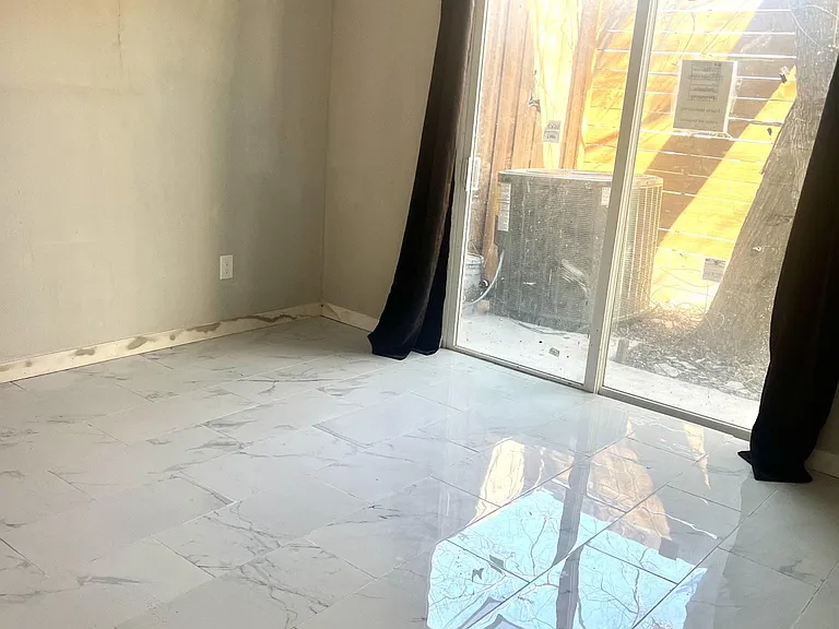 7215 Holly Hill Dr #104 — Photo 33