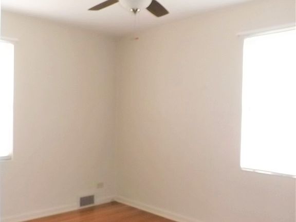 5th image of 1312 Belmont Ave