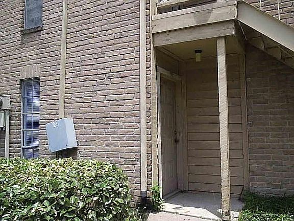 2nd image of 10211 Sugar Branch Dr APT 431