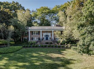 305 Hampshire Rd, Akron, OH 44313