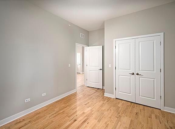 4th image of 1549 W Hood Ave APT 203
