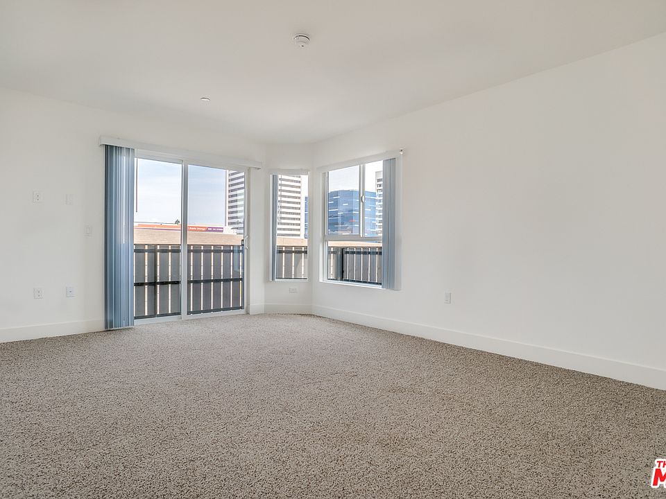 1st image of 1539 Beloit Ave APT 201