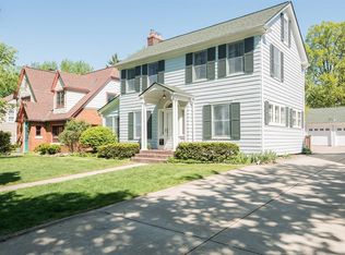 1515 Shadford Rd, Ann Arbor, MI 48104