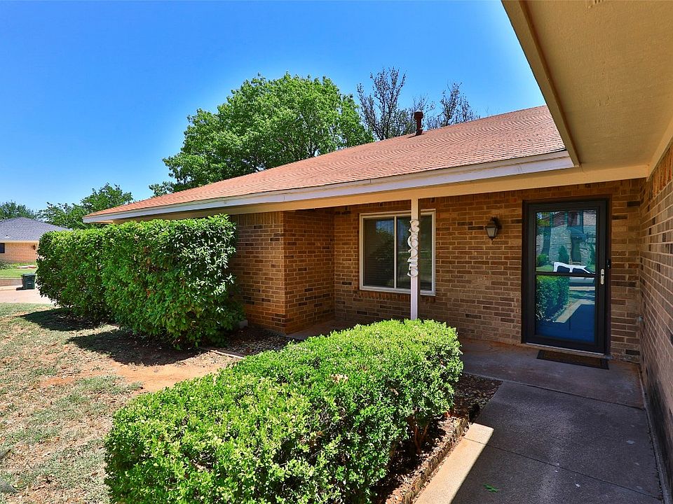 1st image of 3625 Paint Brush Dr