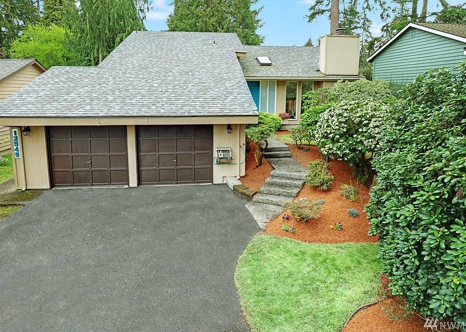 1st image of 12549 12th Ave NE