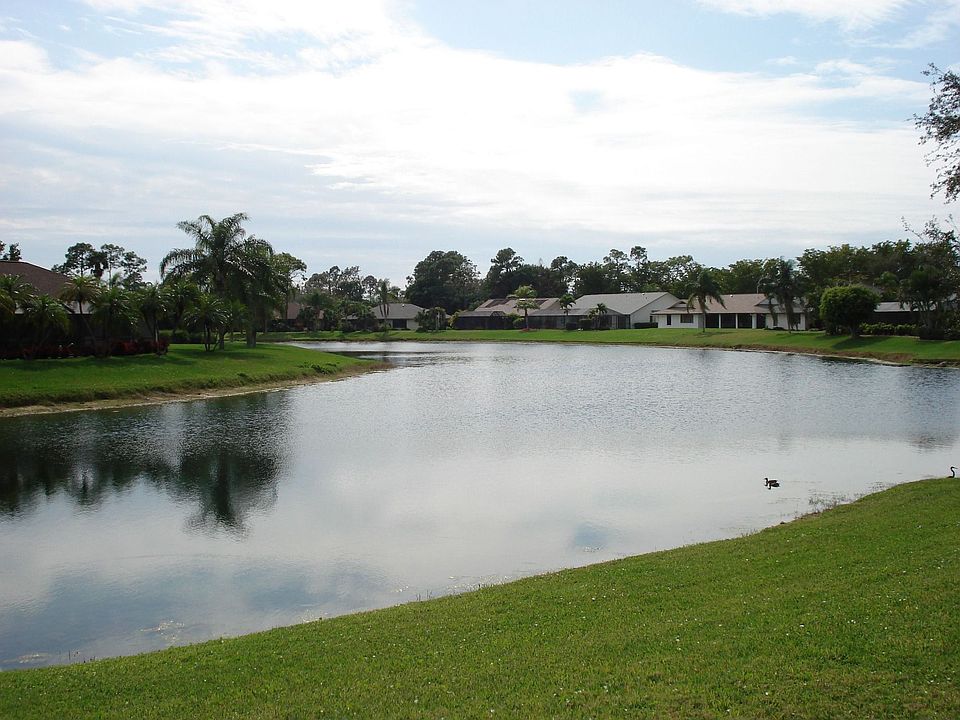 Beautiful Lake view!