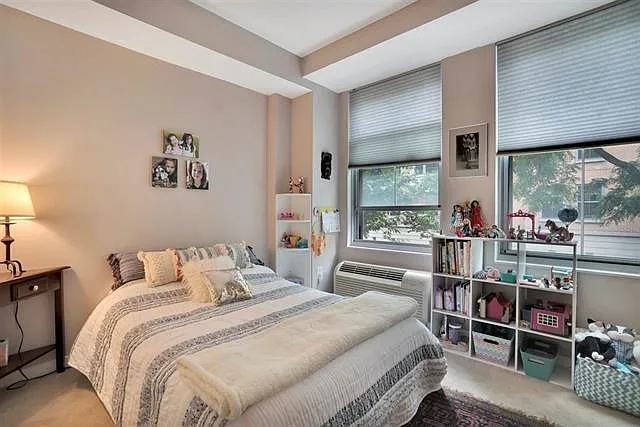 149 Essex St #2P — Photo 11
