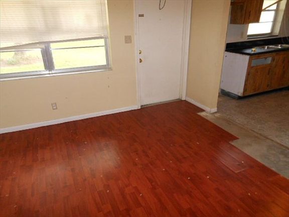 2nd image of 5192 NE 6th Ave APT 810