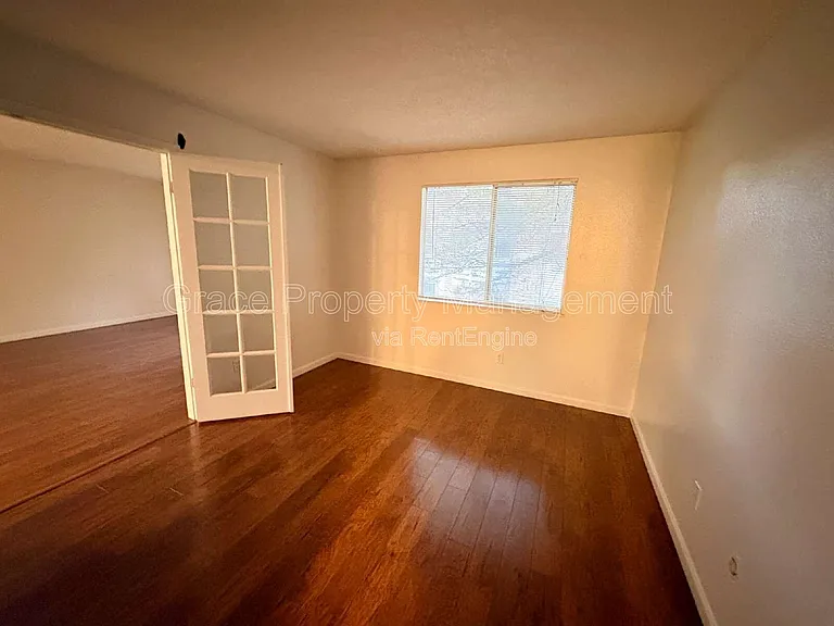 8555 Fairmount Dr #B205 — Photo 7