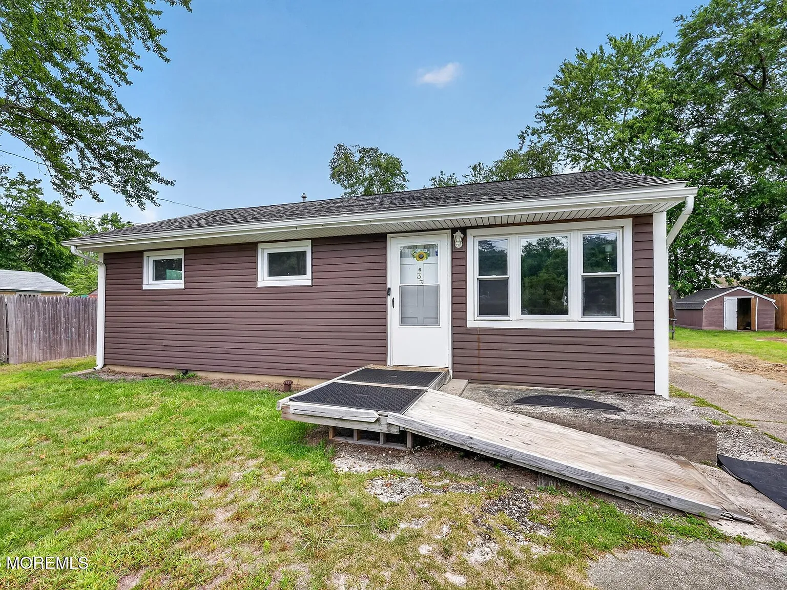 3 bed, 1156 sqft, $3,000 — Photo 1